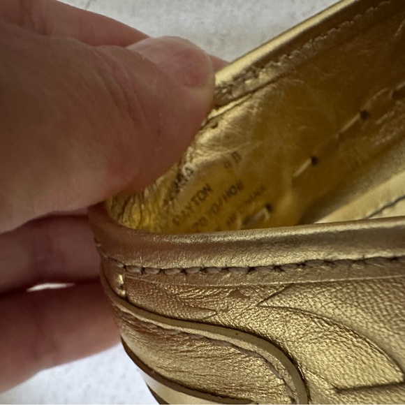 NWOT Coach leather flats gold size 9. - Picture 4 of 6